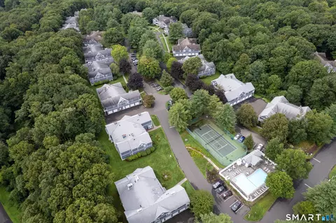 View/Area - 215 Windgate Cir #E, Monroe, CT 06468 photo 1 of 6