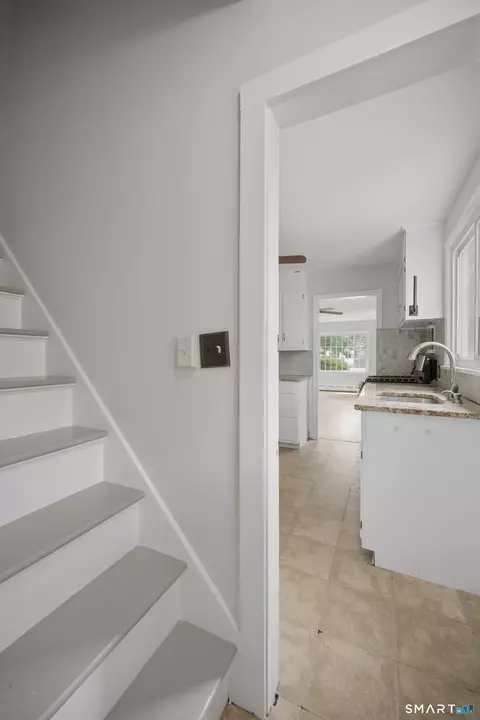 Entry Way - 18 E Main St, Wallingford, CT 06492 photo 1 of 1