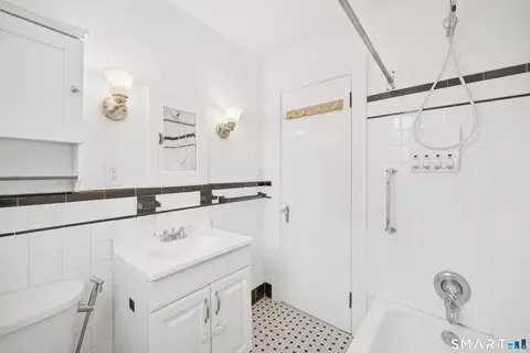 Bath - 18 E Main St, Wallingford, CT 06492 photo 1 of 2