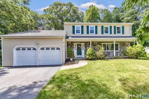 20 Westminster Ct, Milford, CT 06461