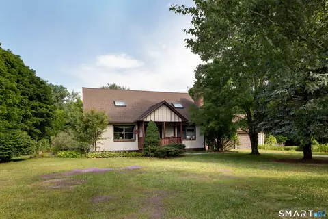 4 Mountain View Ln, North Canaan, CT 06018