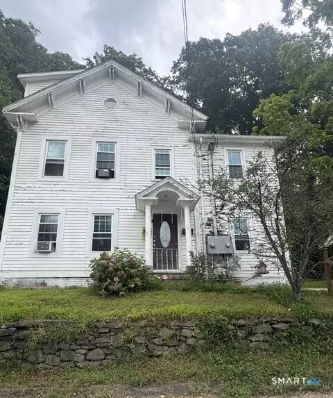 57 Wilkinson St, Putnam, CT 06260