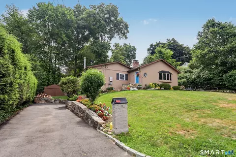 33 Pamlynn Rd, Stamford, CT 06905