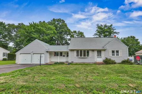 10 Post Rd, Enfield, CT 06082
