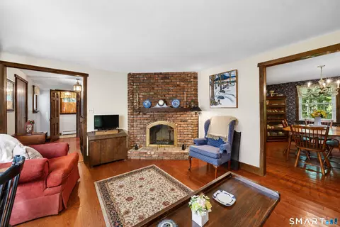 Living - Undisclosed, Suffield, CT 06078 photo 5 of 5