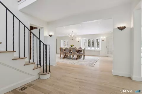 Entry Way - 1085 Ridge Rd, Hamden, CT 06517 photo 1 of 5