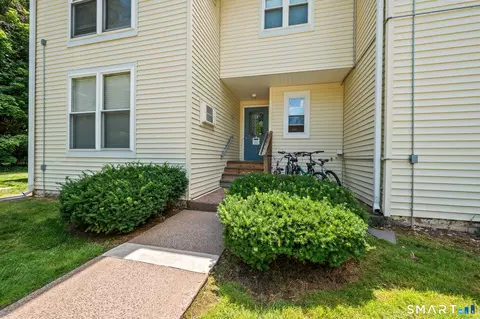 949 Pleasant Valley Rd #3-3, South Windsor, CT 06074