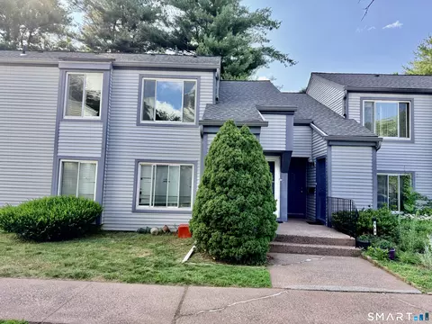 152 Candlewood Dr #152, South Windsor, CT 06074