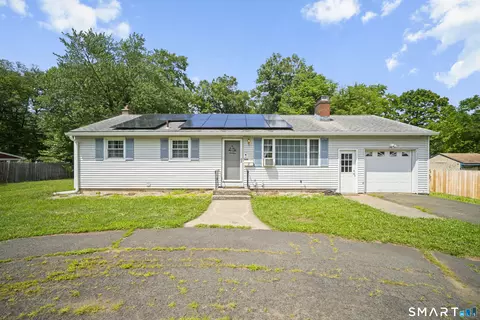 2 Carmella Ter, Enfield, CT 06082