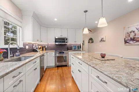 Kitchen - 165 Randall Dr, Suffield, CT 06078 photo 3 of 4