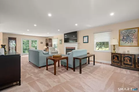 Living - 165 Randall Dr, Suffield, CT 06078 photo 3 of 4