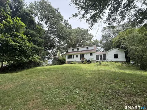 Exterior - 7 Pine St, Norwich, CT 06360 photo 7 of 7