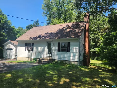 Exterior - 7 Pine St, Norwich, CT 06360 photo 5 of 7