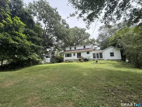 Exterior - 7 Pine St, Norwich, CT 06360 photo 7 of 7