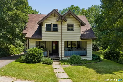 80 Golf St, Newington, CT 06111