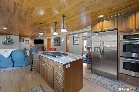 Kitchen - 33 Norton Rd, Broad Brook, CT 06016 photo 3 of 3