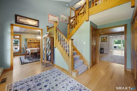 Entry Way - 33 Norton Rd, Broad Brook, CT 06016 photo 2 of 2