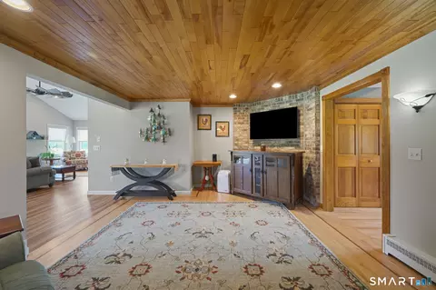 Entry Way - 33 Norton Rd, Broad Brook, CT 06016 photo 1 of 2