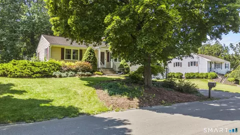 85 Euclid Ave, Stratford, CT 06614