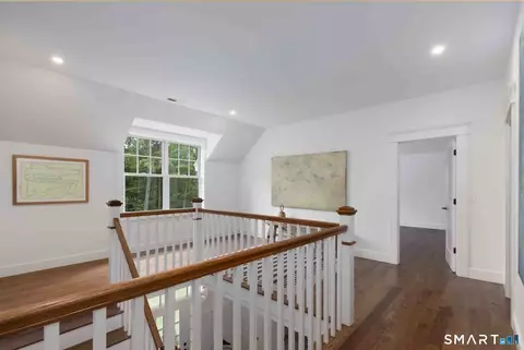 Entry Way - 14 Gate Post Ln, Bantam, CT 06750 photo 4 of 5
