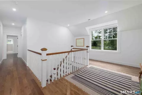 Entry Way - 14 Gate Post Ln, Bantam, CT 06750 photo 5 of 5
