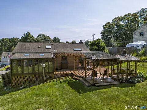 Exterior - 19 Hickory Dr, Ledyard, CT 06339 photo 10 of 14
