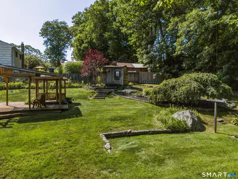 Exterior - 19 Hickory Dr, Ledyard, CT 06339 photo 12 of 14
