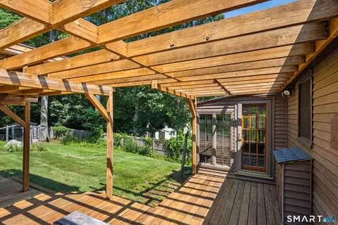 Exterior - 19 Hickory Dr, Ledyard, CT 06339 photo 5 of 14