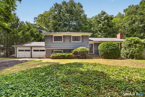1526 Hartford Tpke, North Haven, CT 06473