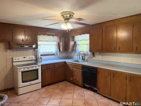 81 River Rd, Preston, CT 06365 photo 4