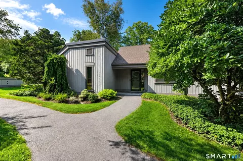 722 Heritage Vlg #A, Southbury, CT 06488