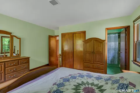 Bedroom - 39 Pendleton Rd, Preston, CT 06365 photo 3 of 8