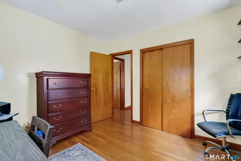 Bedroom - 39 Pendleton Rd, Preston, CT 06365 photo 6 of 8