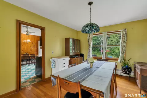 Dining - 39 Pendleton Rd, Preston, CT 06365 photo 2 of 3