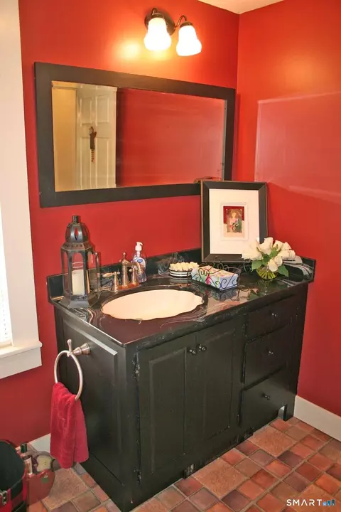 Bath - 355 Wall St, Hebron, CT 06248 photo 2 of 4
