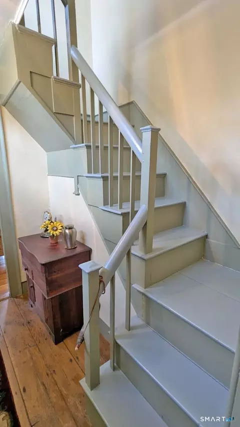 Entry Way - 355 Wall St, Hebron, CT 06248 photo 3 of 4