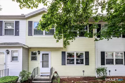 25 Padanaram Rd #62, Danbury, CT 06811