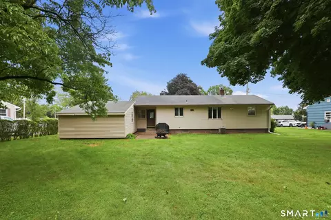Exterior - 19 Johnson Rd, Wallingford, CT 06492 photo 3 of 8