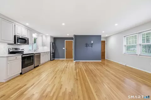 Living - 19 Johnson Rd, Wallingford, CT 06492 photo 1 of 7