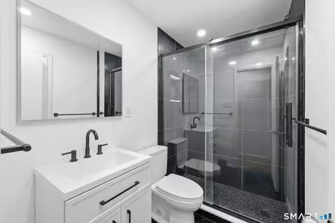 Bath - 19 Johnson Rd, Wallingford, CT 06492 photo 1 of 1