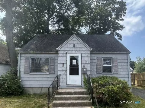 61 Stanley St, East Hartford, CT 06108