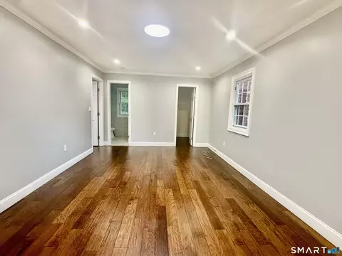 Living - 5 Griffith Rd, Riverside, CT 06878 photo 2 of 2