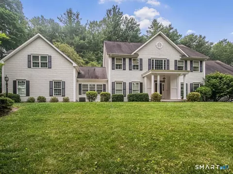 957 Roxbury Rd, Southbury, CT 06488