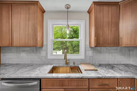Kitchen - 22 Settler Cir, Windsor, CT 06095 photo 6 of 6