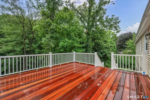 Exterior - 22 Settler Cir, Windsor, CT 06095 photo 4 of 5