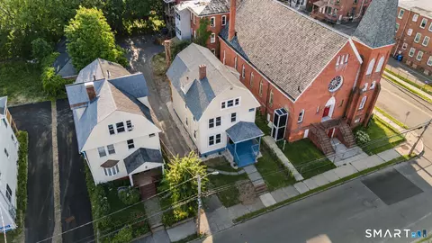 81-83 Hungerford St, Hartford, CT 06106