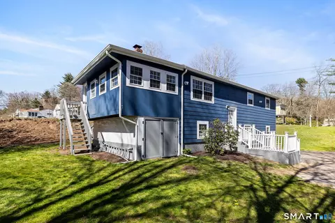 354 Vernon St, Manchester, CT 06042