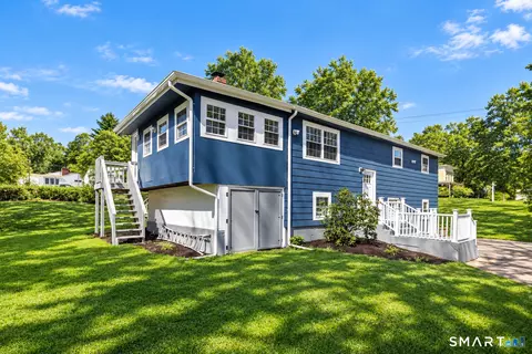 354 Vernon St, Manchester, CT 06042