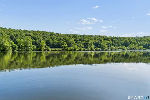 View/Area - 52 Housatonic Dr, Sandy Hook, CT 06482 photo 7 of 8