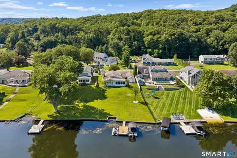 View/Area - 52 Housatonic Dr, Sandy Hook, CT 06482 photo 3 of 8